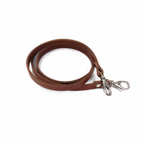 Bandoulière fine pour pochette en cuir camel lisse 1 cm - mousquetons personnalisables - les-jolies-anses